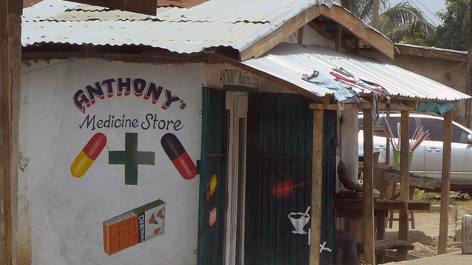 Menschen in Liberia können sich Antibiotika überall frei kaufen